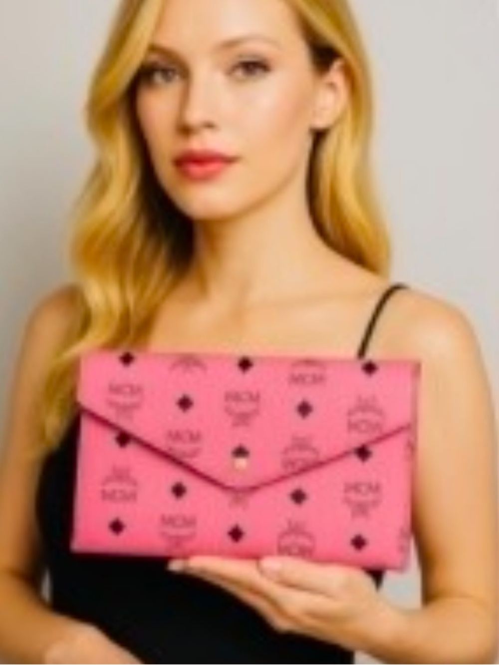 MCM Pink Logo Envelope Clutch - Picture 2 of 8